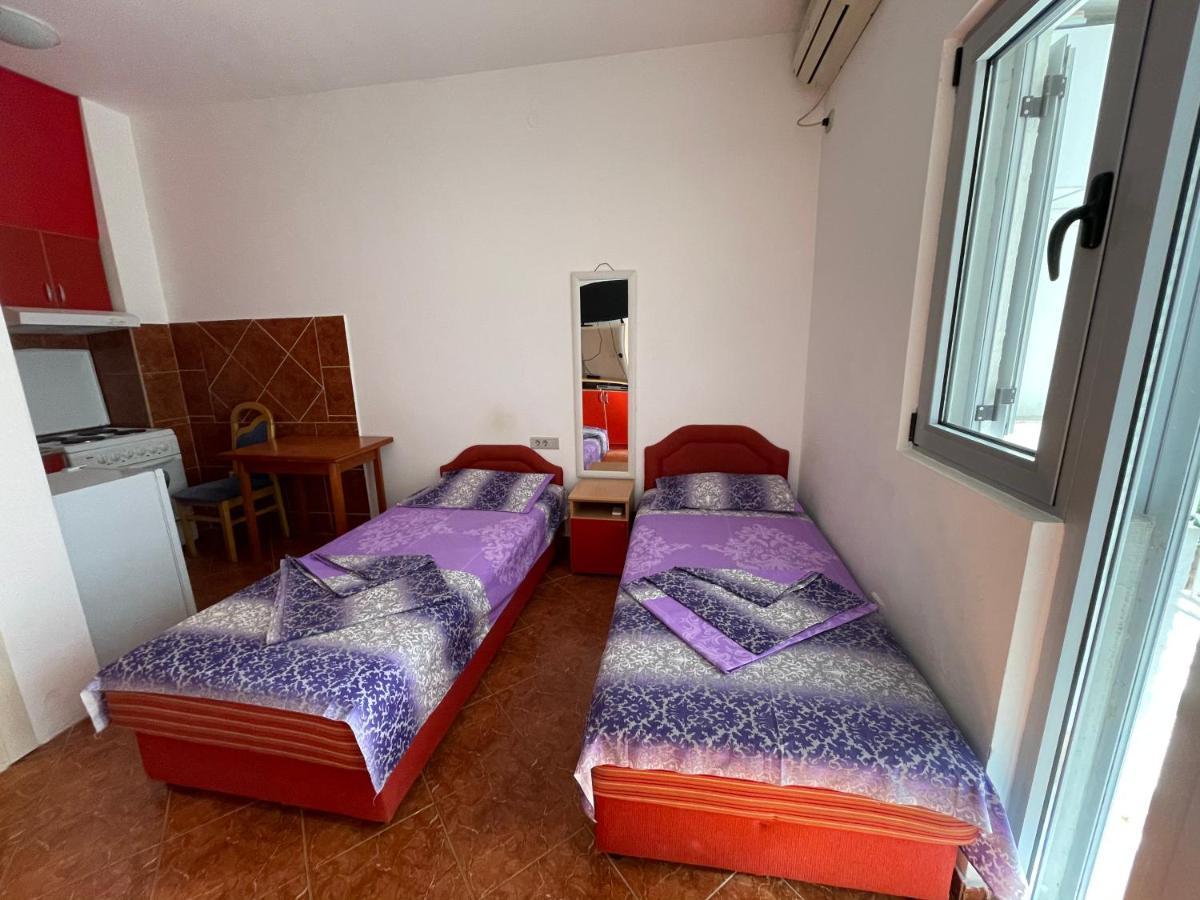 בודווה Apartments Zevs מראה חיצוני תמונה