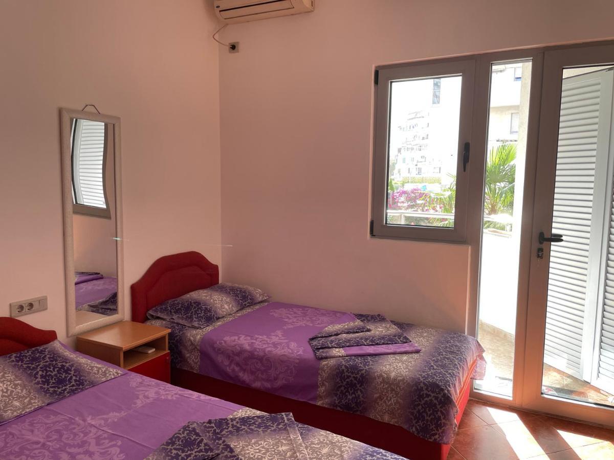 בודווה Apartments Zevs מראה חיצוני תמונה