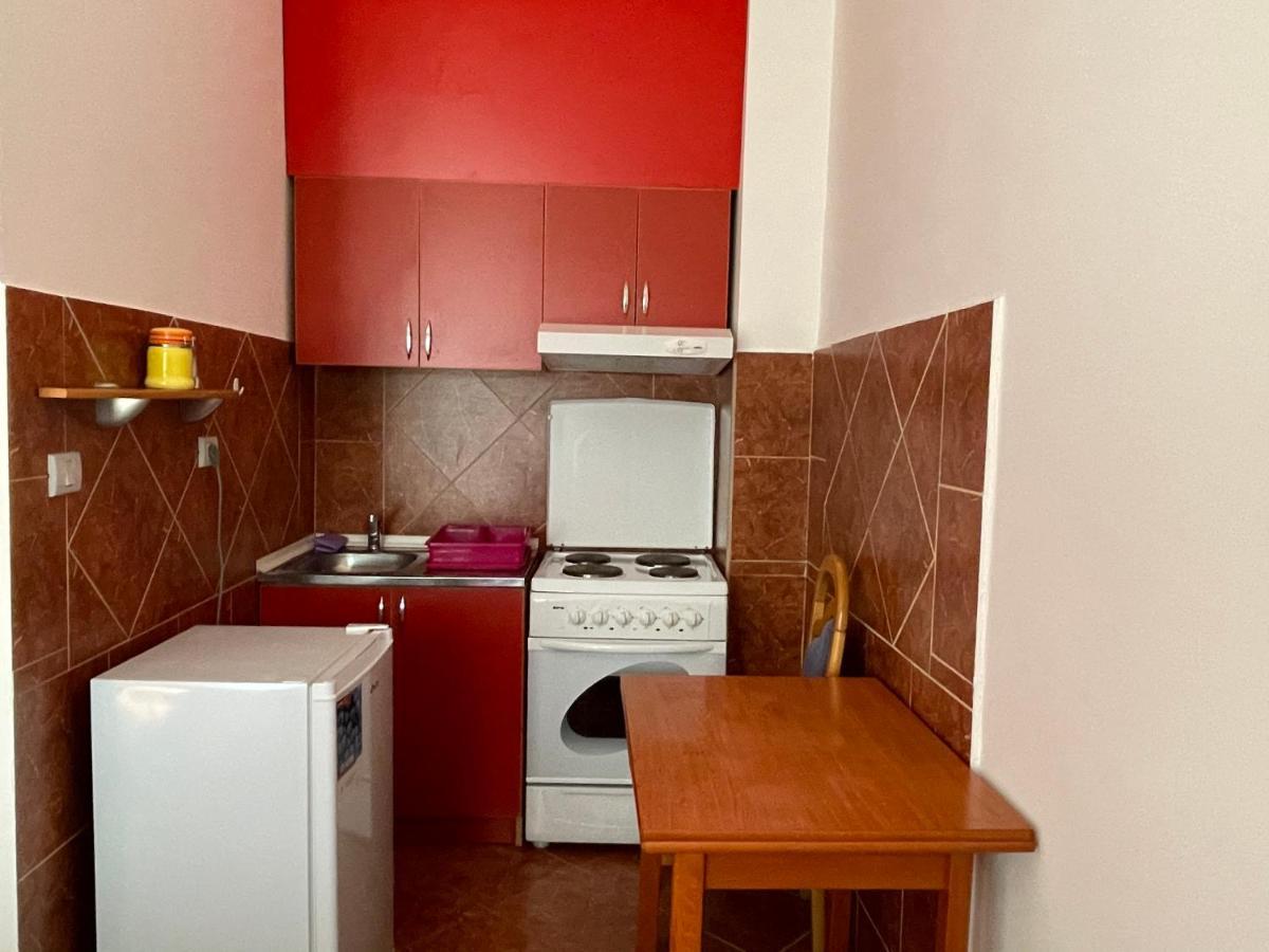 בודווה Apartments Zevs מראה חיצוני תמונה