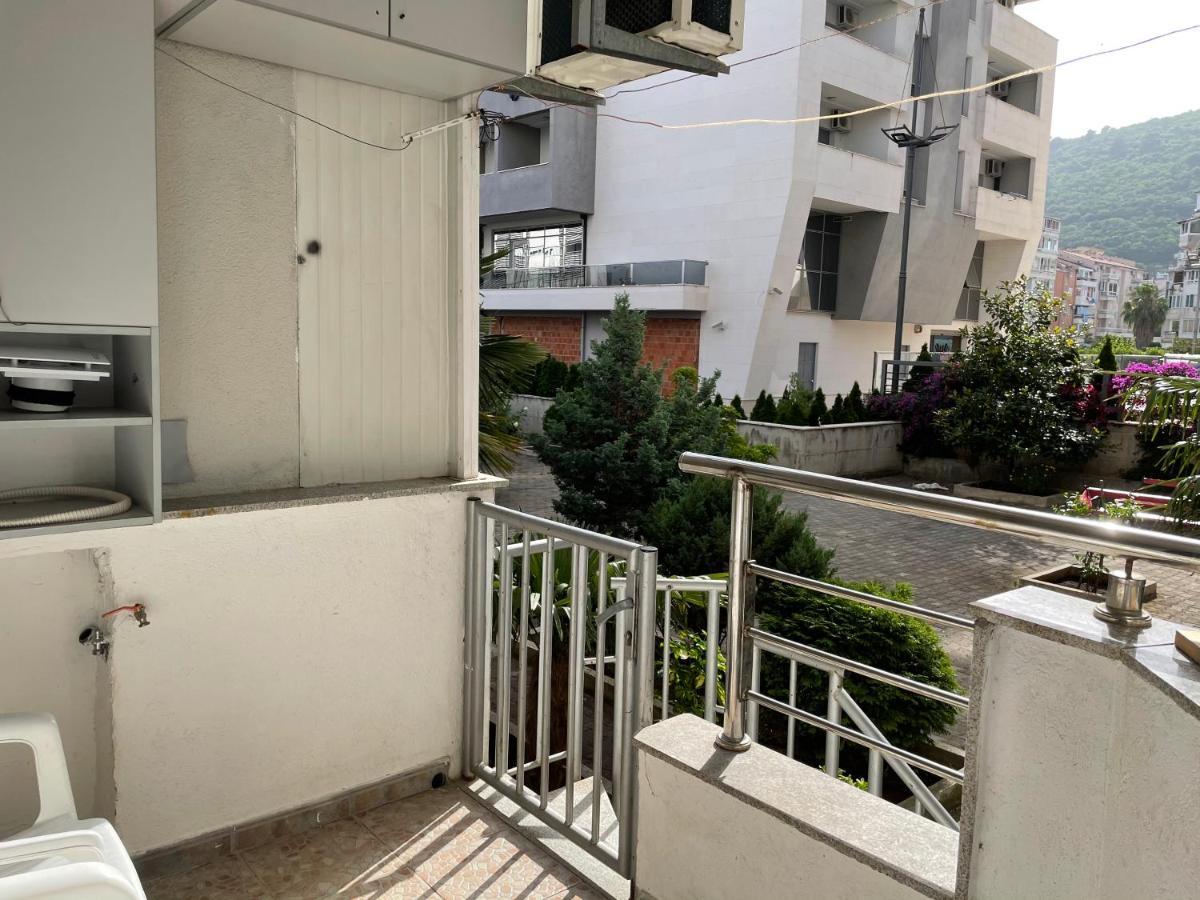 בודווה Apartments Zevs מראה חיצוני תמונה