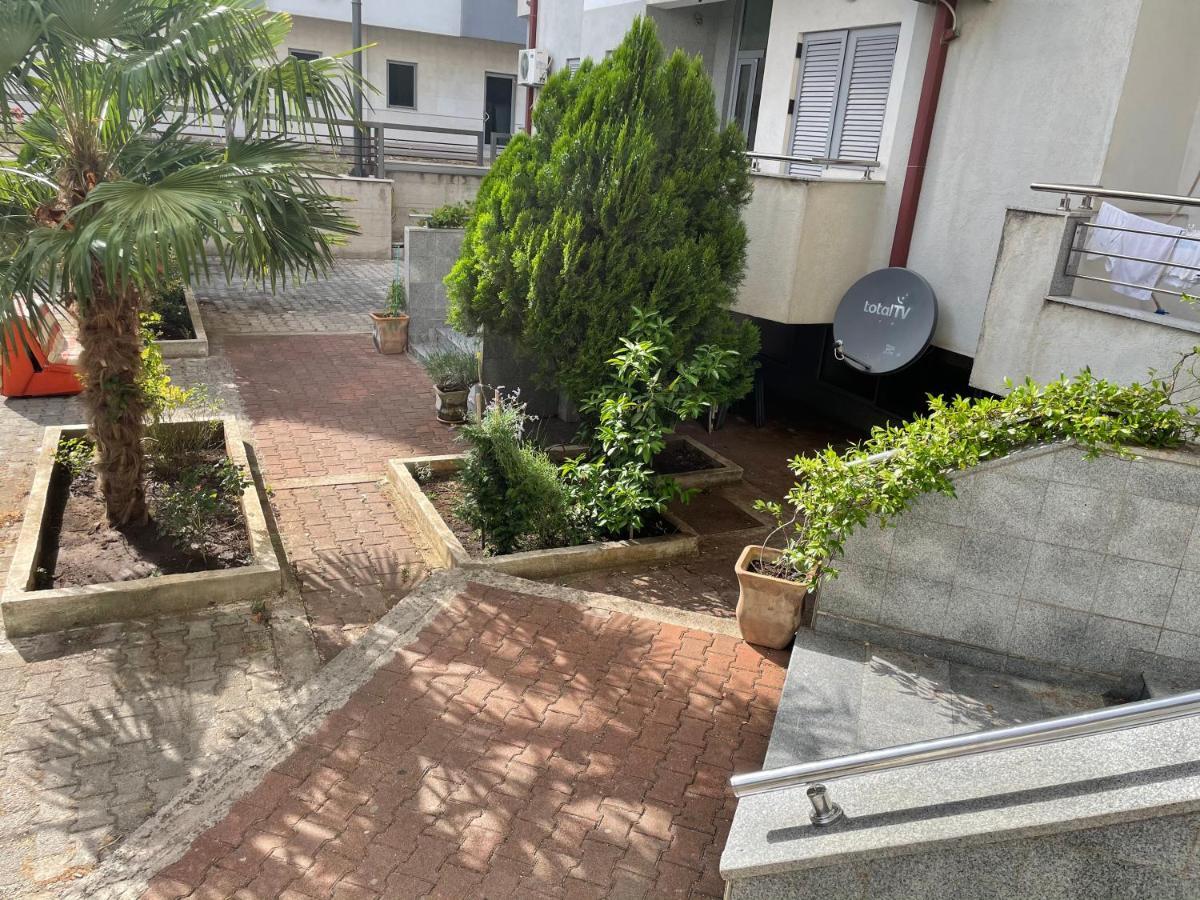 בודווה Apartments Zevs מראה חיצוני תמונה
