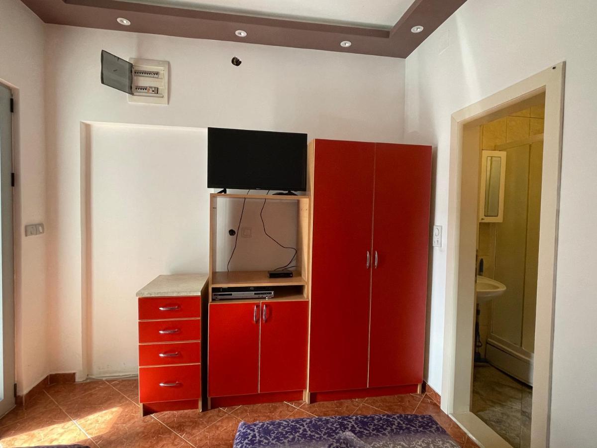 בודווה Apartments Zevs מראה חיצוני תמונה