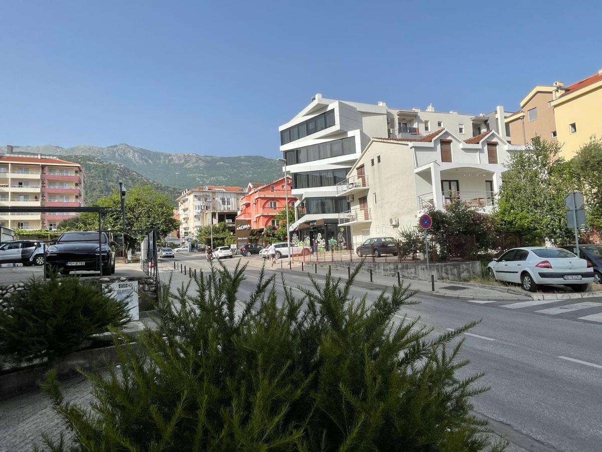 בודווה Apartments Zevs מראה חיצוני תמונה