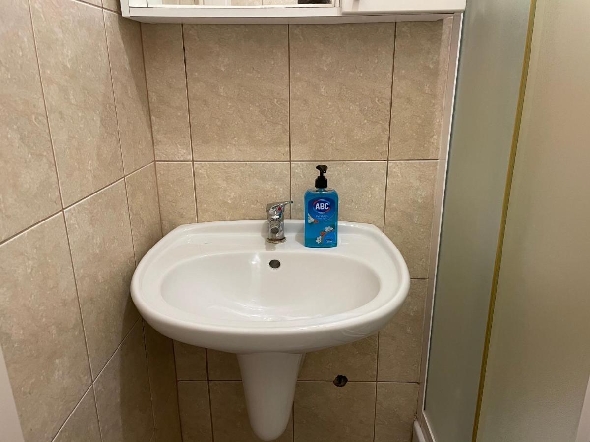 בודווה Apartments Zevs מראה חיצוני תמונה